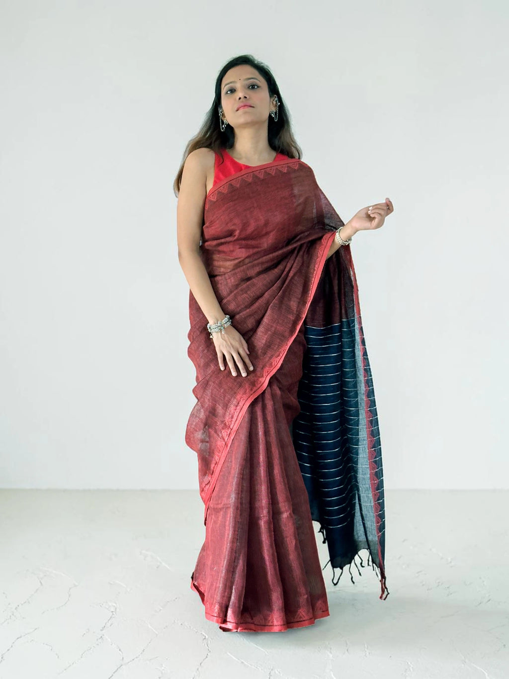 Crimson Weave Contrast Saree