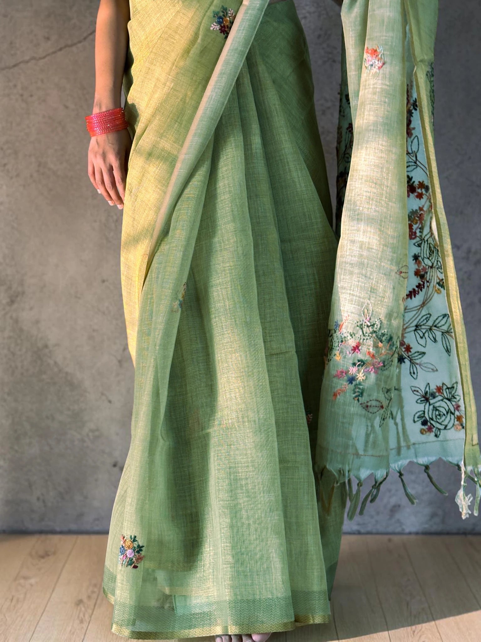 Meadow Bloom Saree