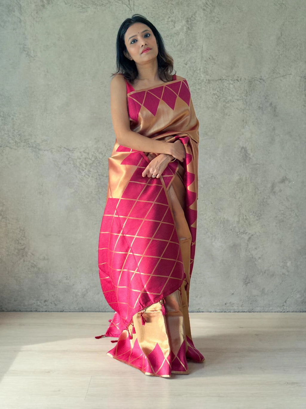 Reversible Golden Beige & Magenta Two-Way Saree